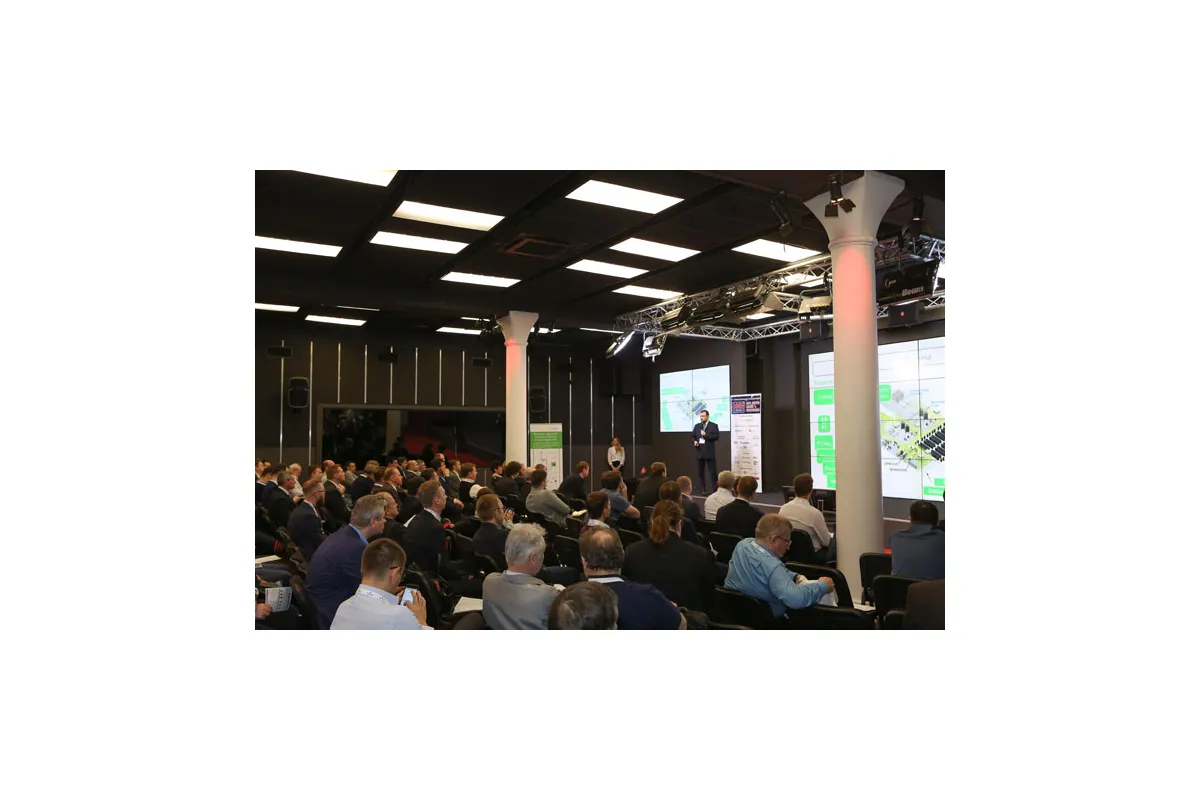 Фотографии конференции Data Center Design &amp; Engineering 2016