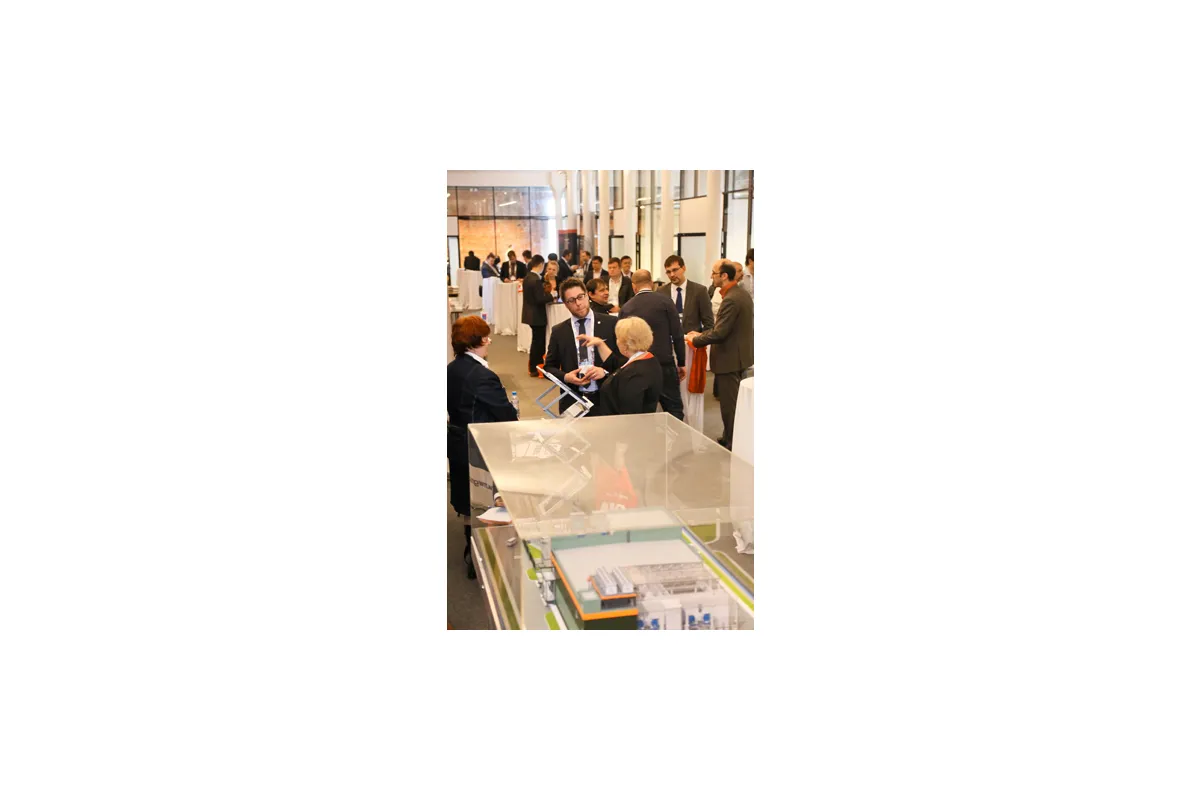 Фотографии международной конференции Data Center Design &amp; Engineering 2013