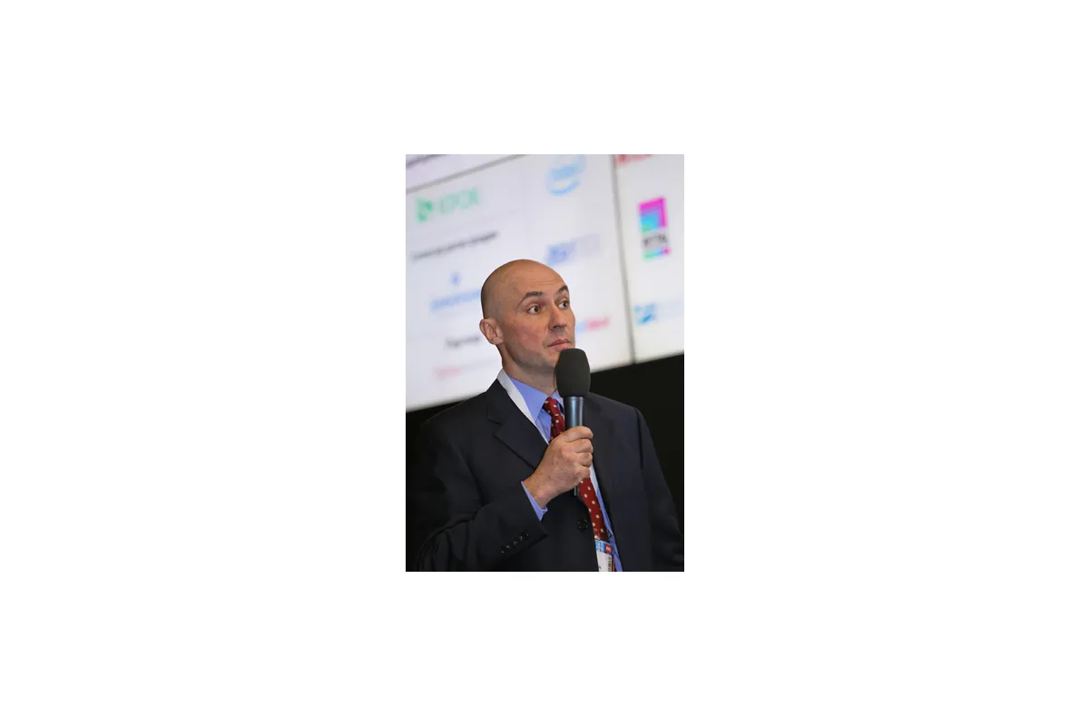 Фотографии международной конференции Data Center Design &amp; Engineering 2013