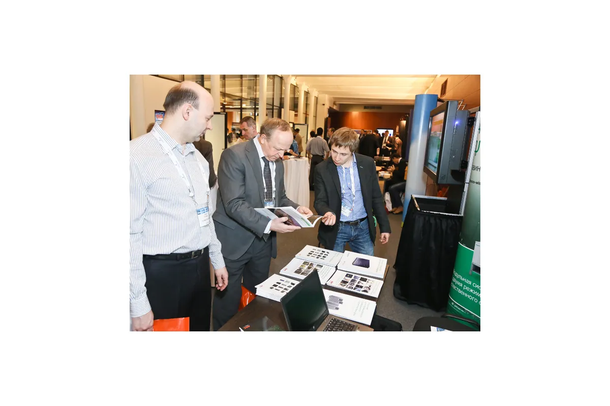 Фотографии международной конференции Data Center Design &amp; Engineering 2013